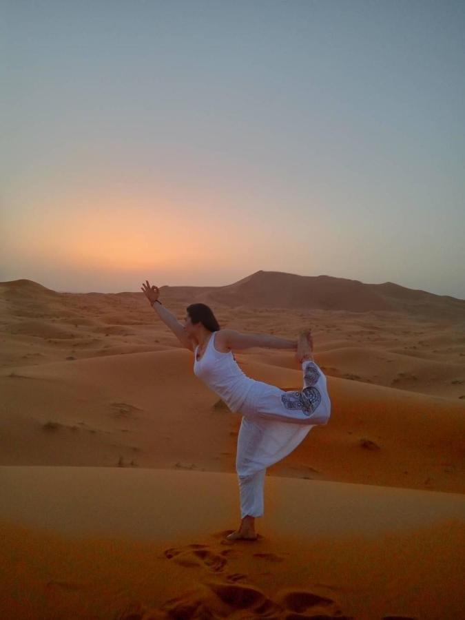 Nomad House Hotel Merzouga Bagian luar foto